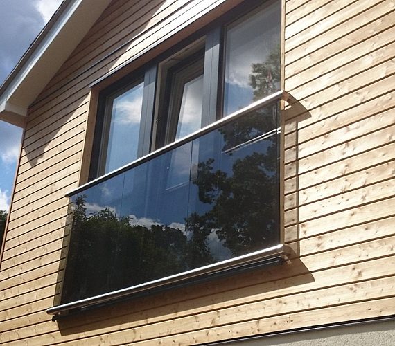wall_flanged_juliette_balcony_tinted